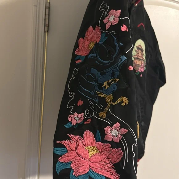 Reason jacket - Picture 2 of 7